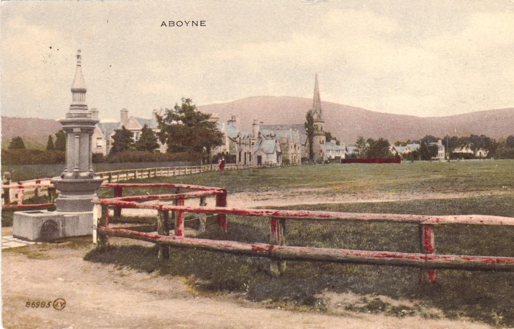 Aboyne-Fountain_0003