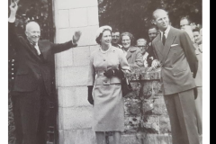 EF07A69E-F0F2-4602-B40C-B08DC8F17A26